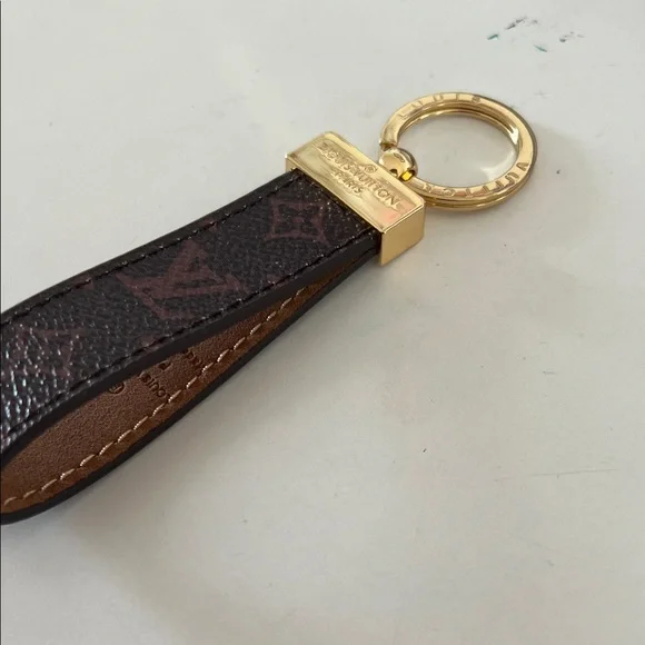 Brown and Gold Key Holder - Picture 2 of 3